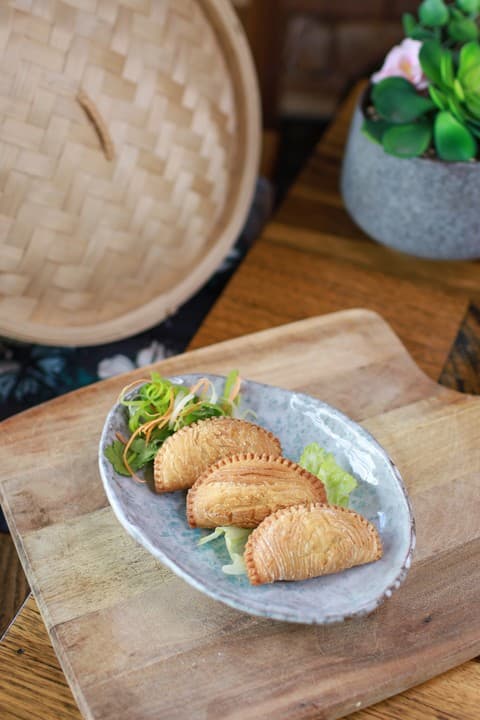 Free Curry Puff with 3 Mains